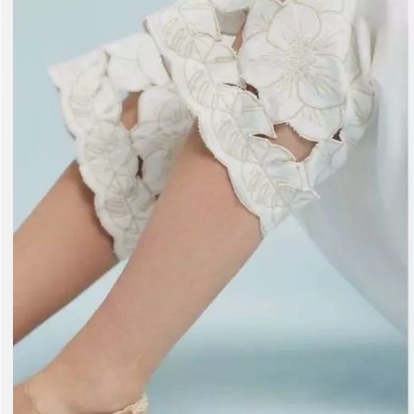 Anthropologie by Pilcro cut out cropped wide legged white jeans with tan trim - Picture 3 of 12